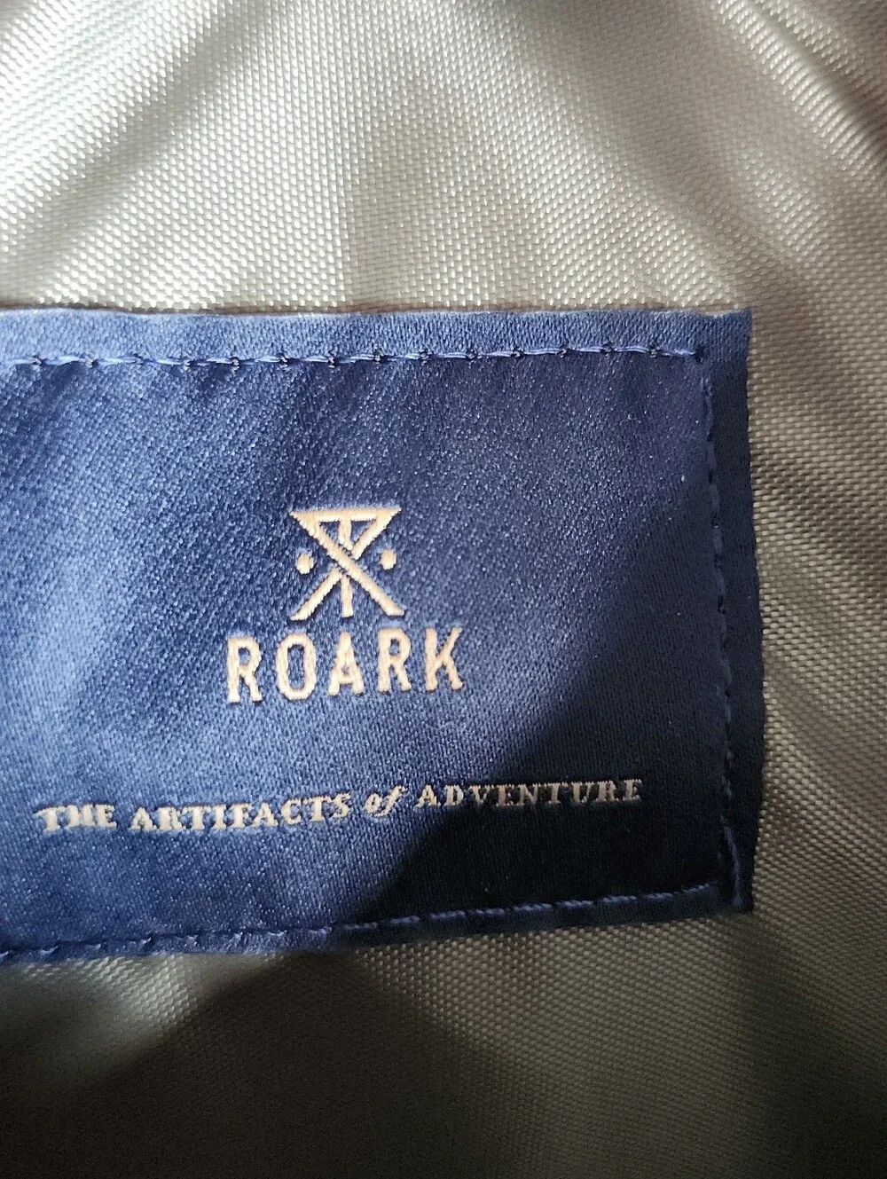 ROARK 27L 2.0 Passenger RA249 Travel Backpack Laptop pkt Black/Olive NWOT